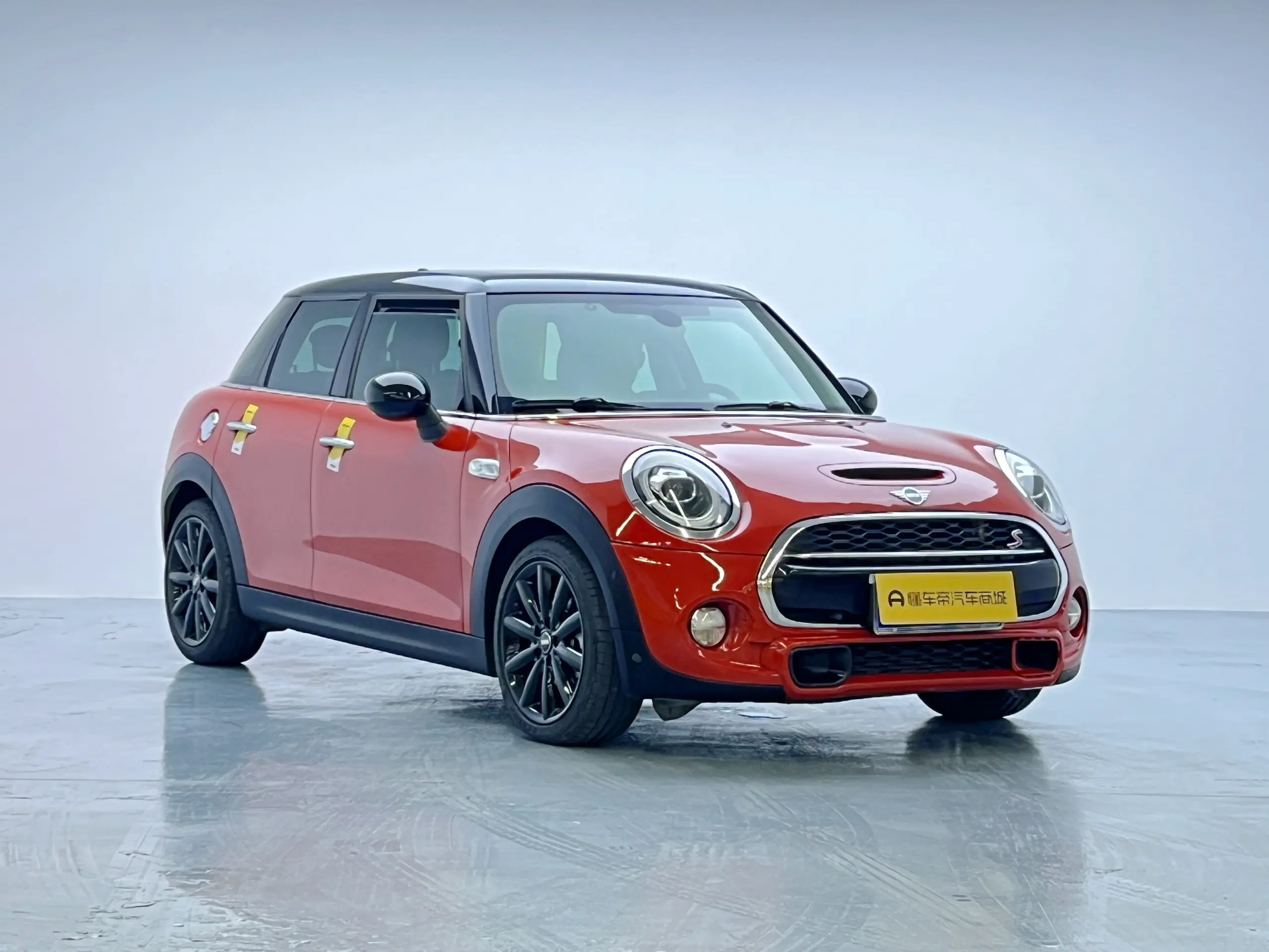 MINI MINI