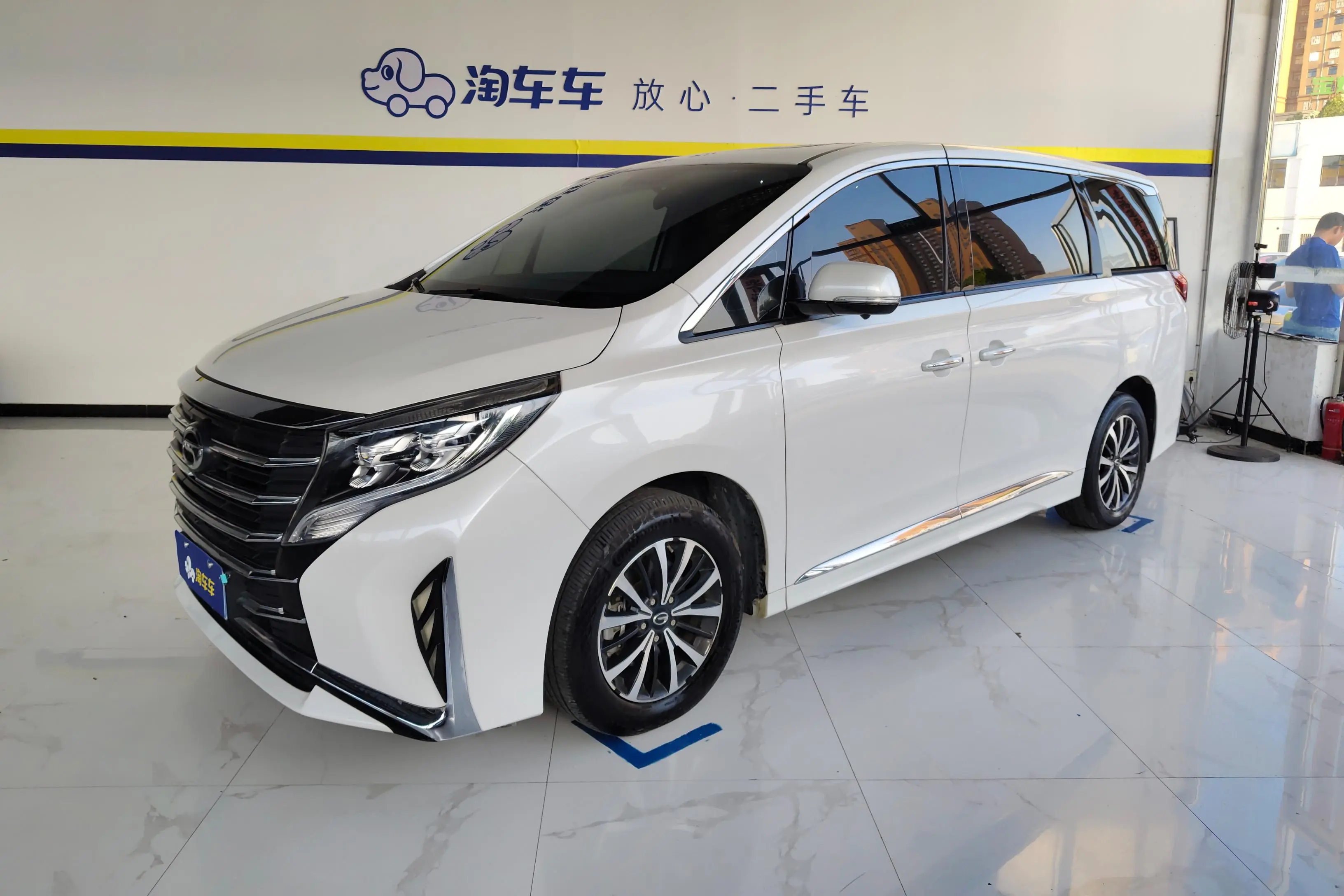 GAC Trumpchi M8