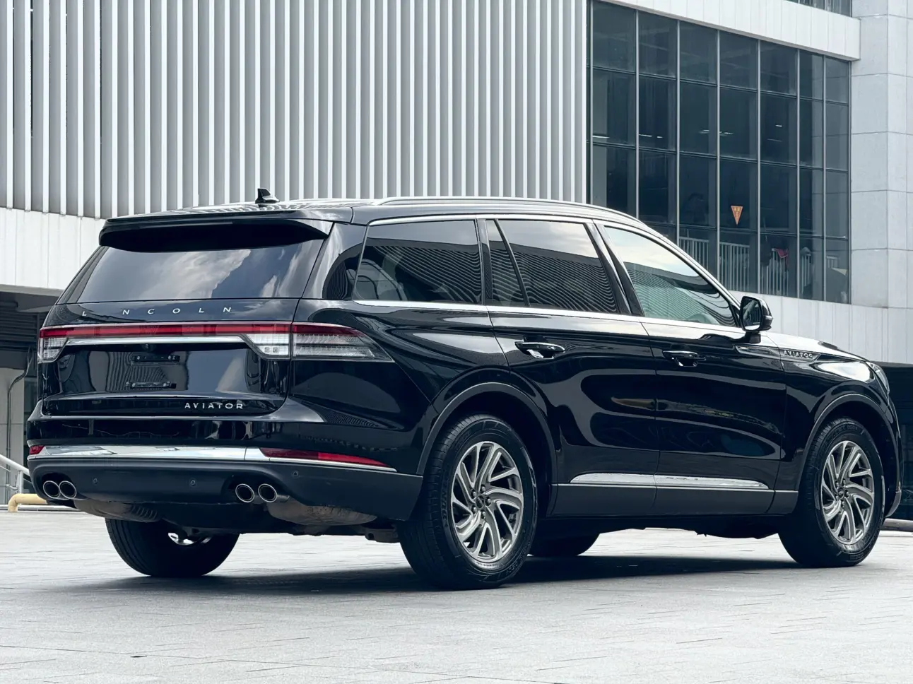 Lincoln Aviator