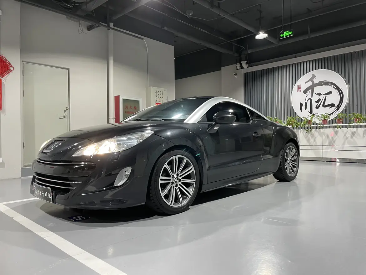Peugeot RCZ