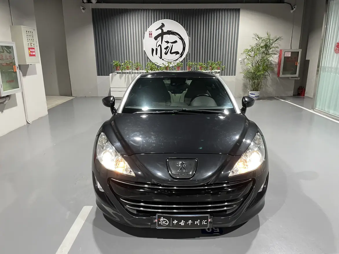 Peugeot RCZ