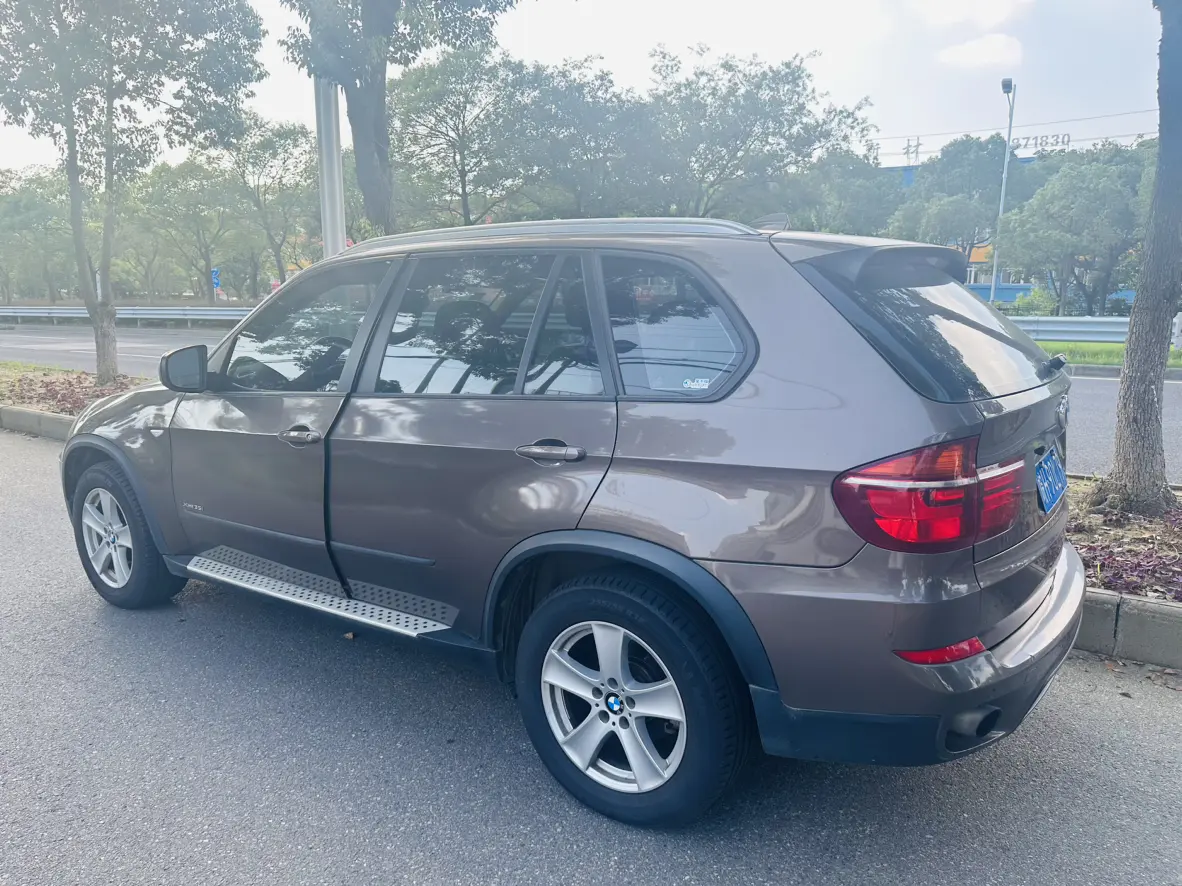BMW X5 (imported)