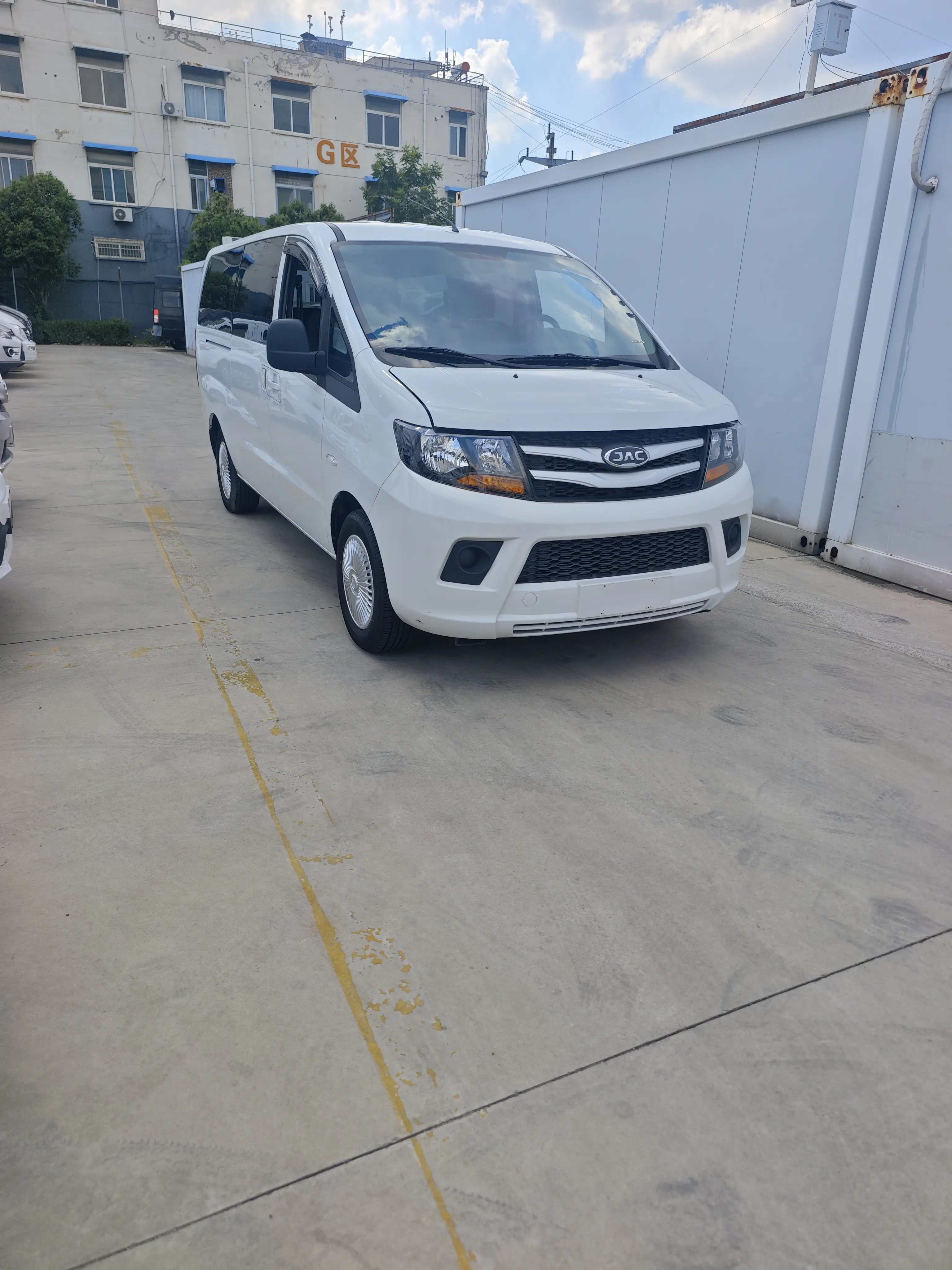 JAC Ruifeng M3  из Китая