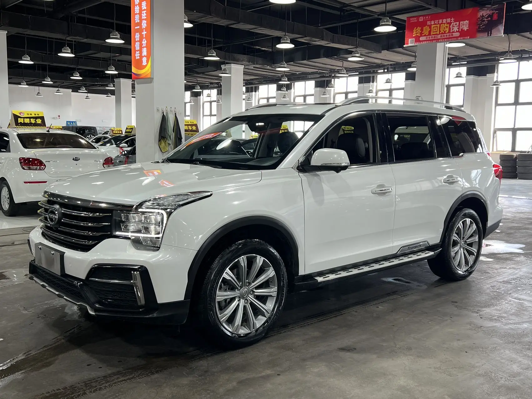GAC Trumpchi GS8