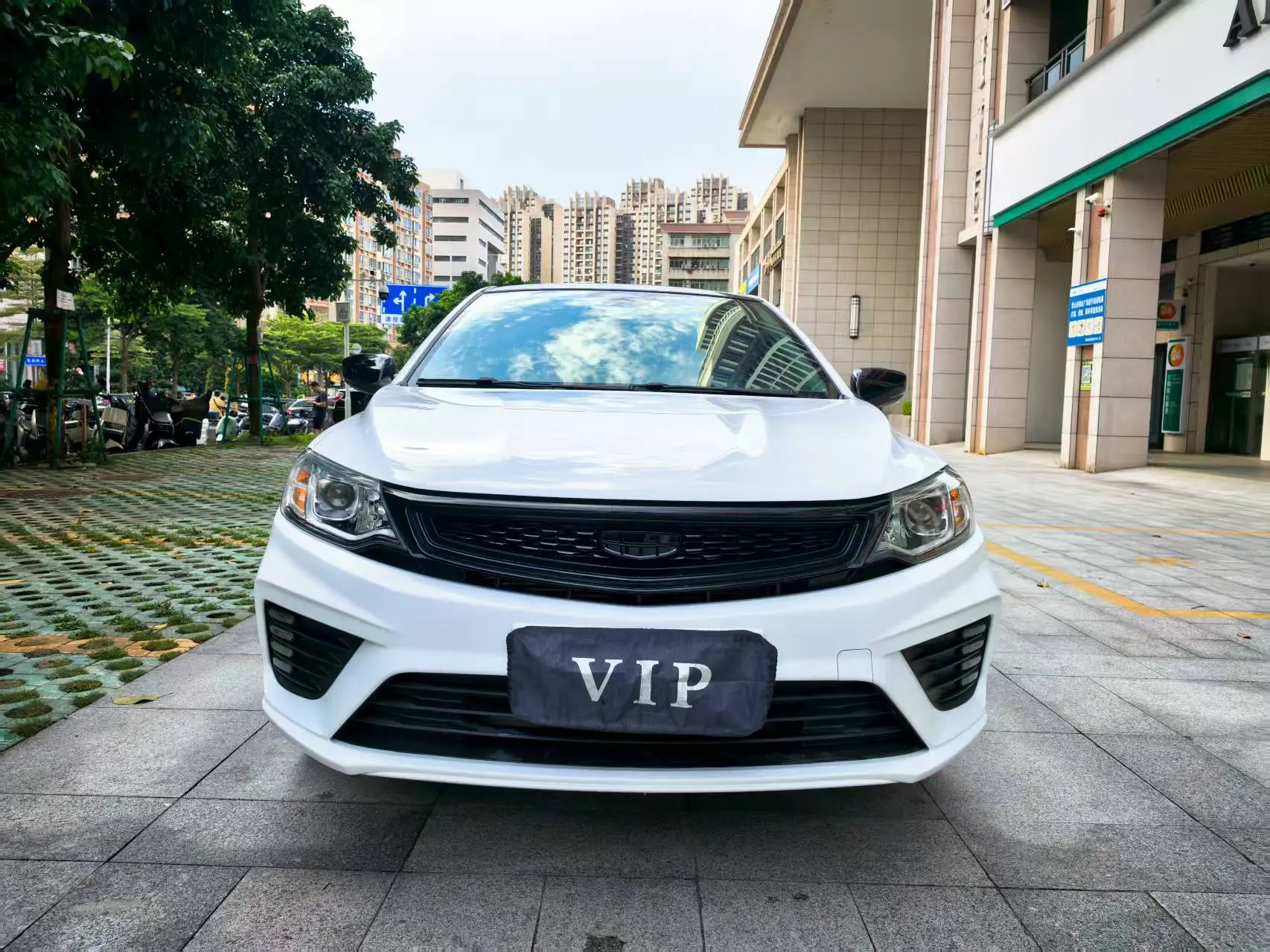 Geely Vision  из Китая