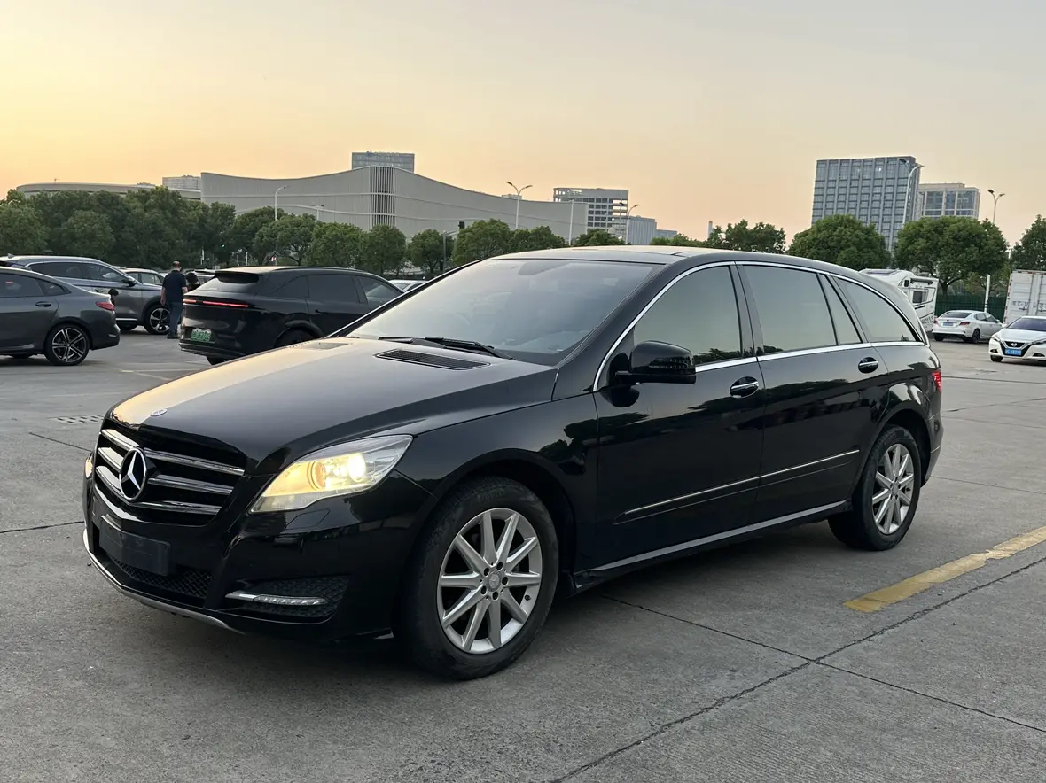 Mercedes-Benz R-Class
