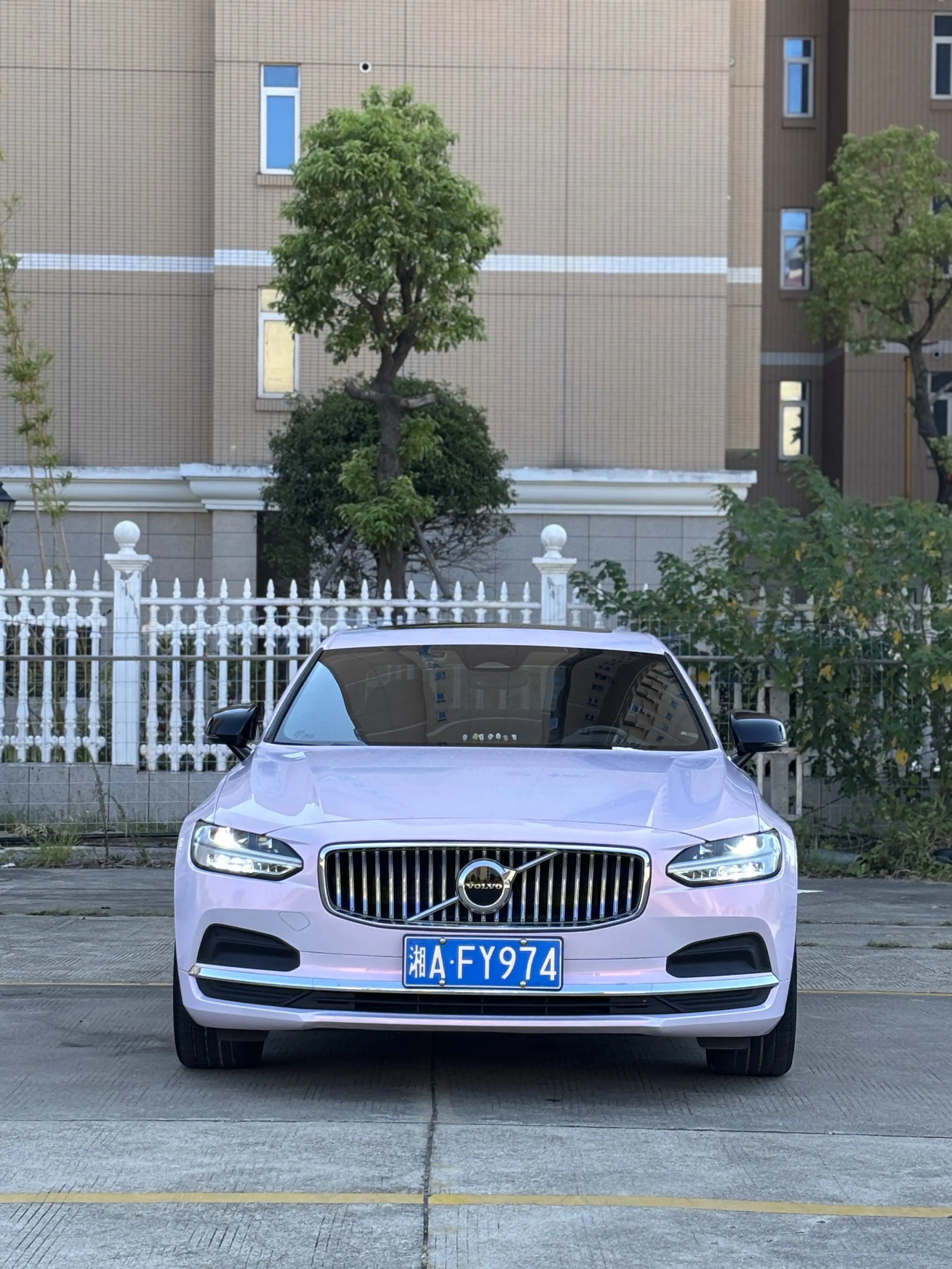 Volvo S90