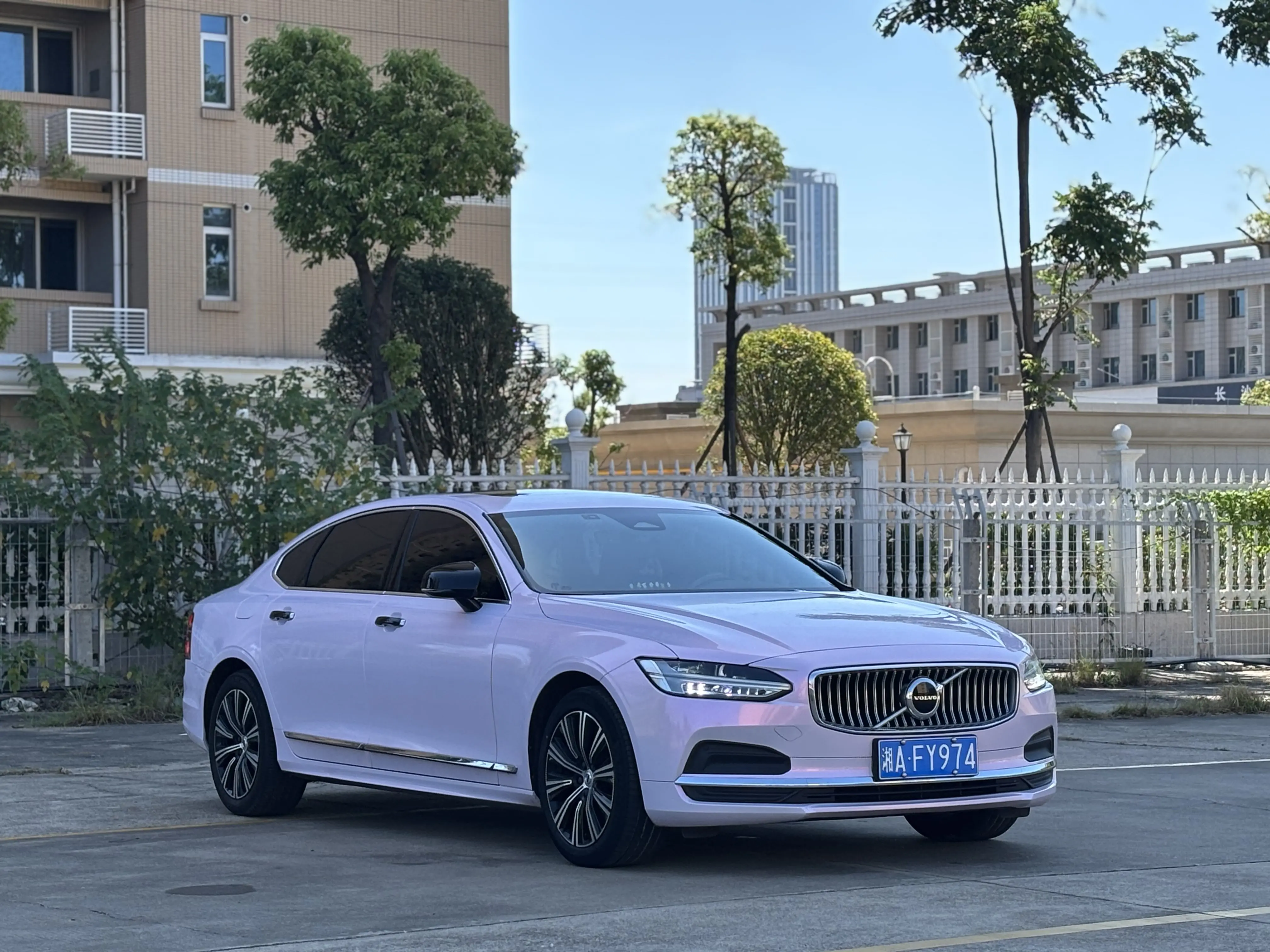 Volvo S90