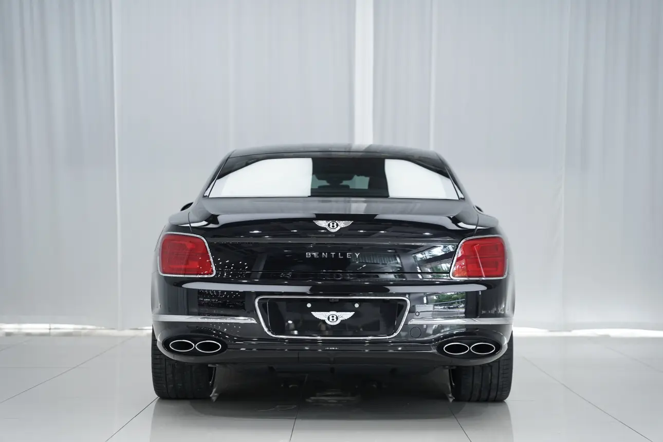 Bentley Flying Spur PHEV  из Китая