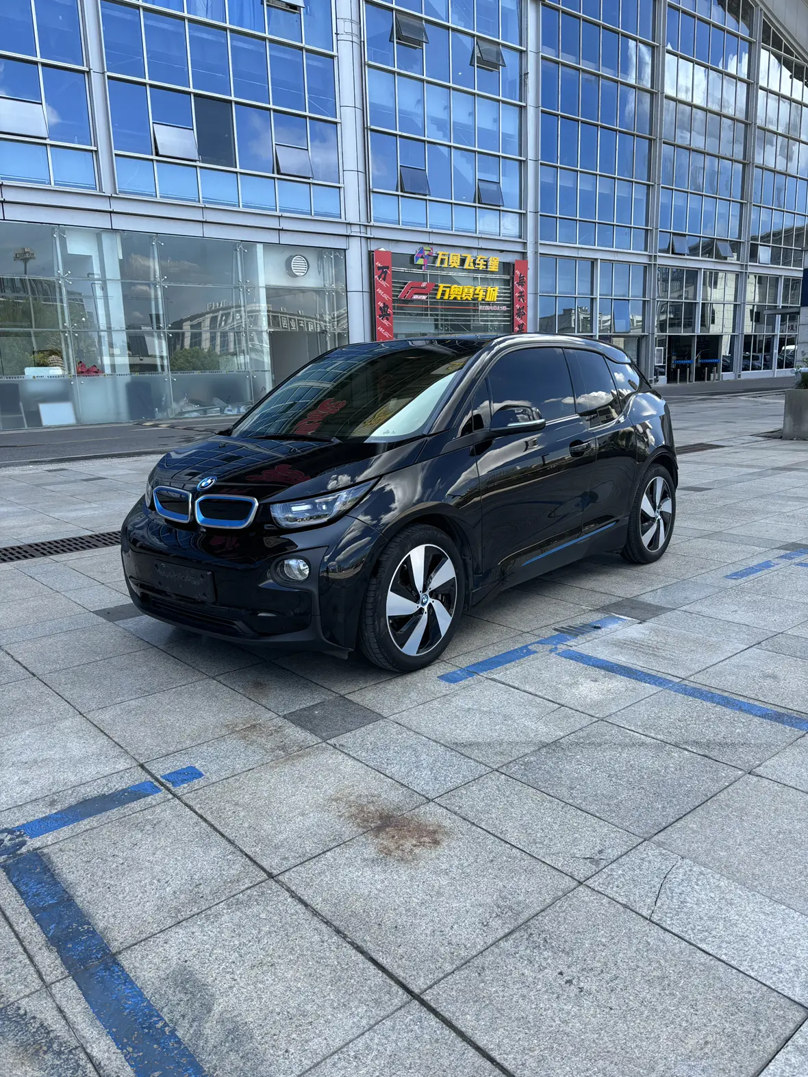 BMW i3 (imported)  из Китая