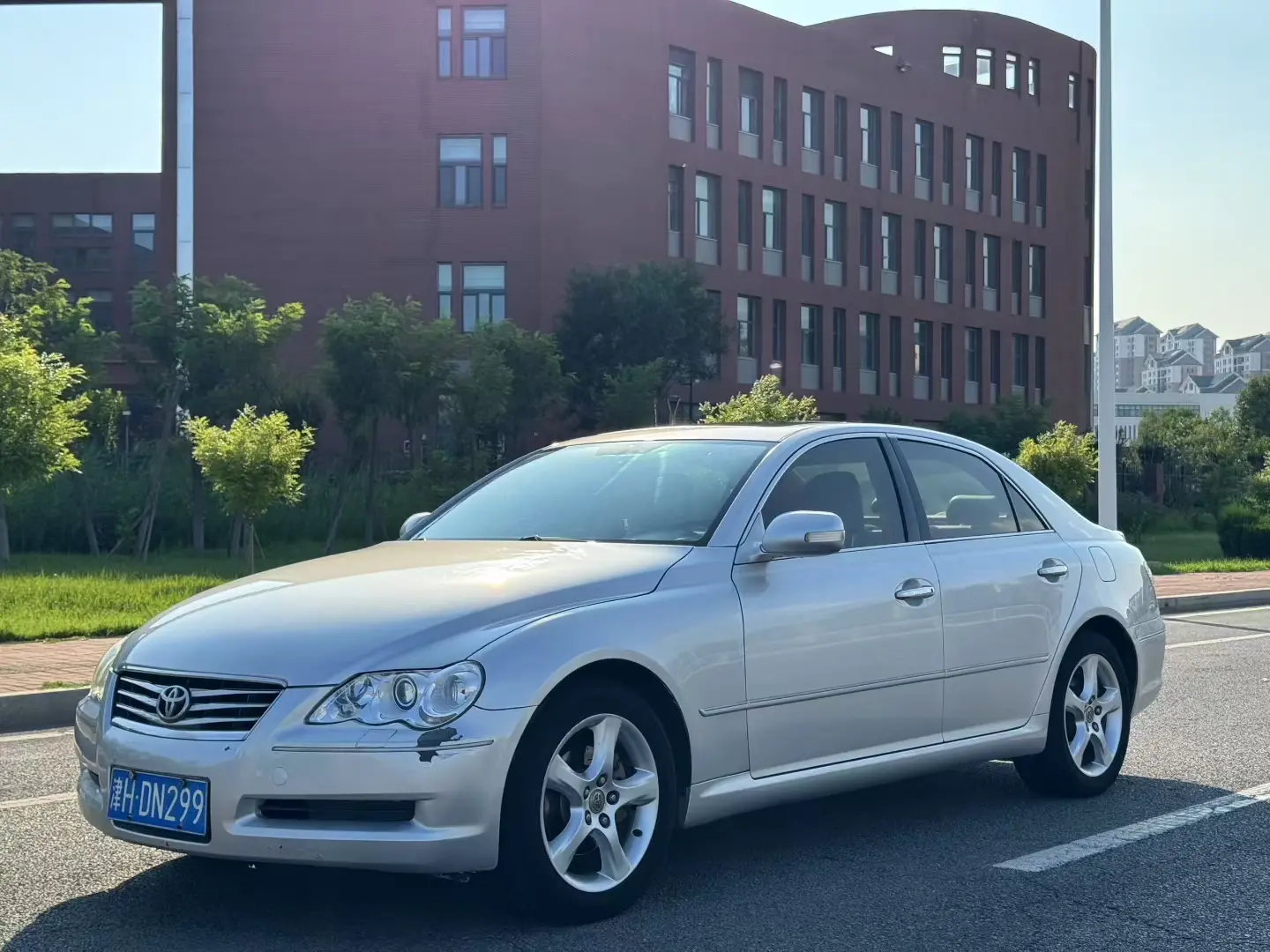 Toyota Ruizhi  из Китая