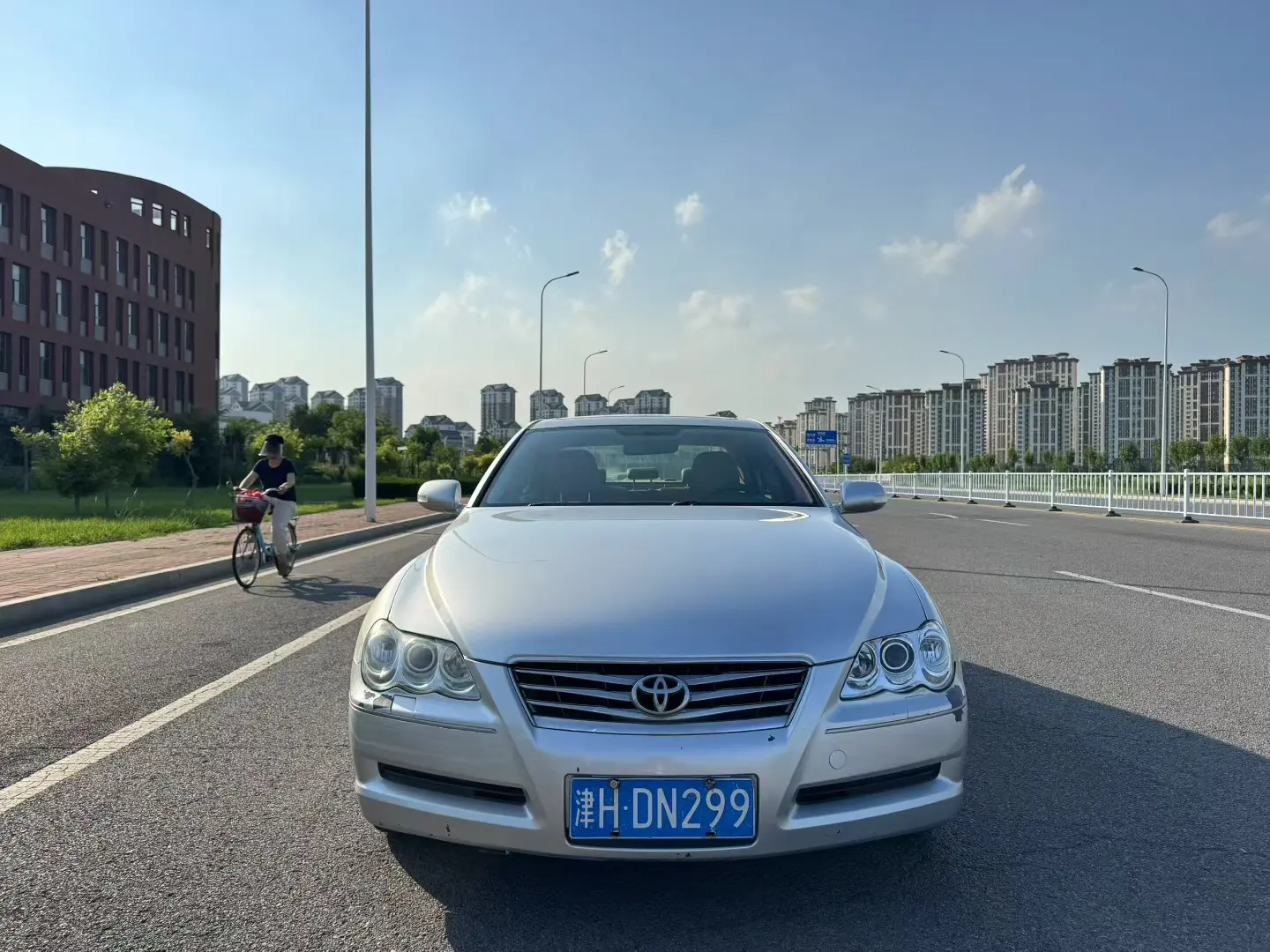 Toyota Ruizhi  из Китая