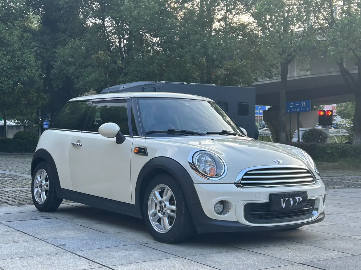 MINI MINI