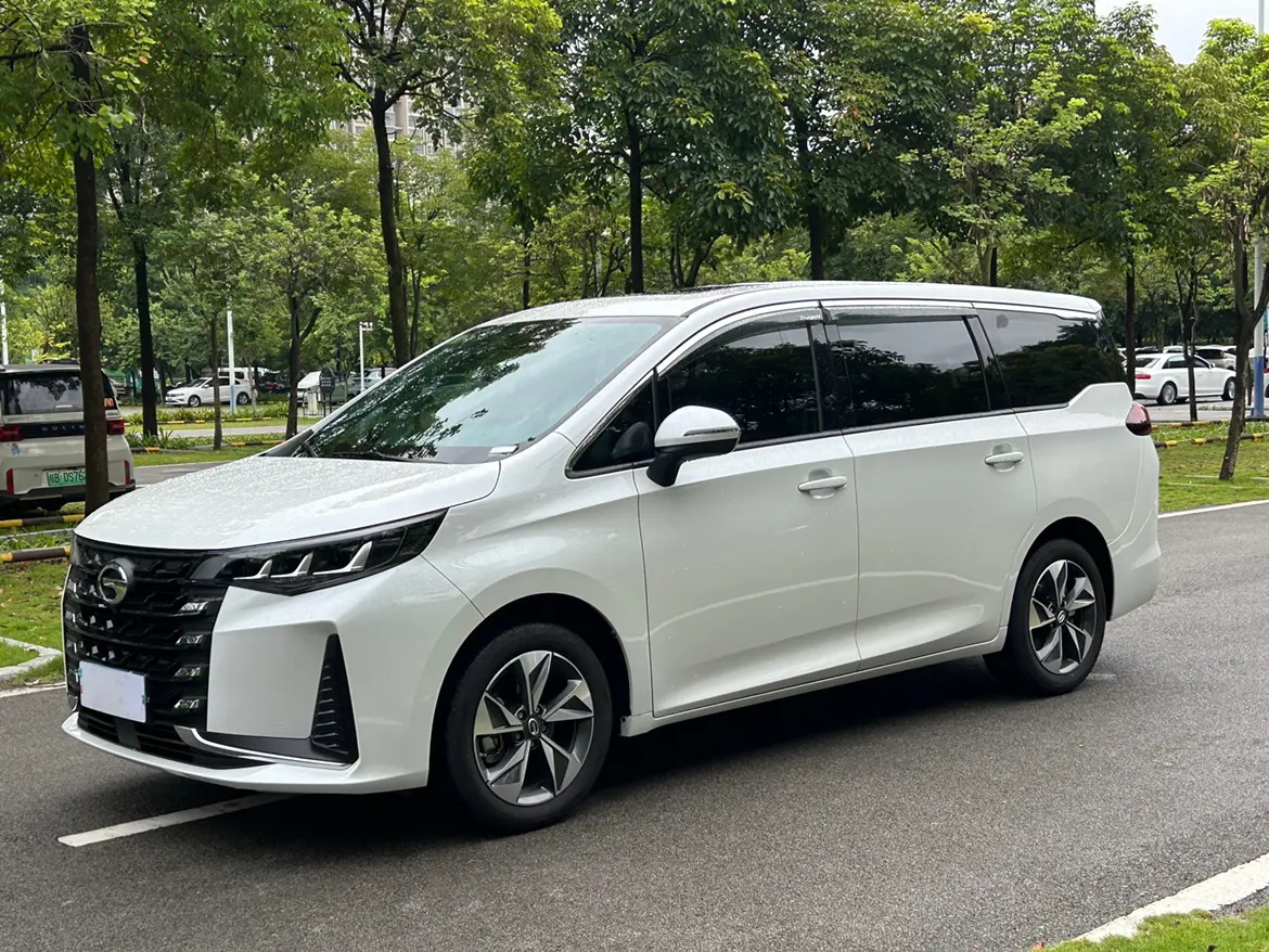 GAC Trumpchi M6  из Китая