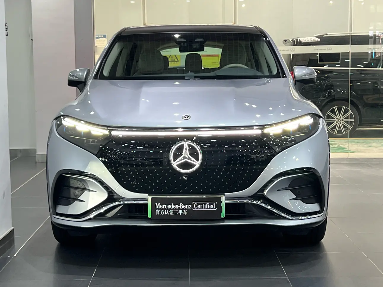 Mercedes-Benz EQS SUV