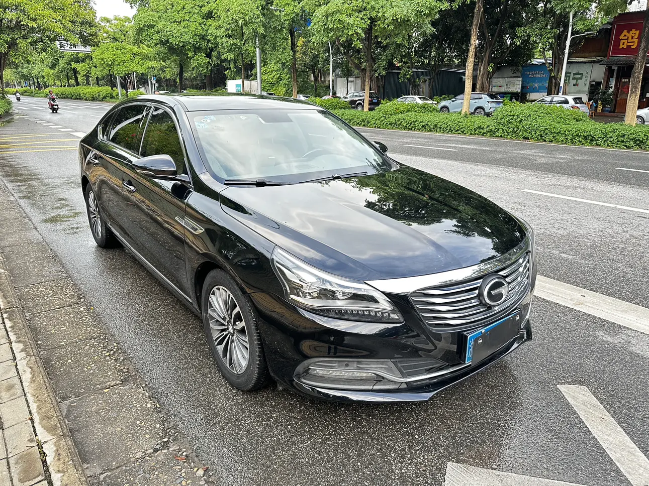 GAC Trumpchi GA8