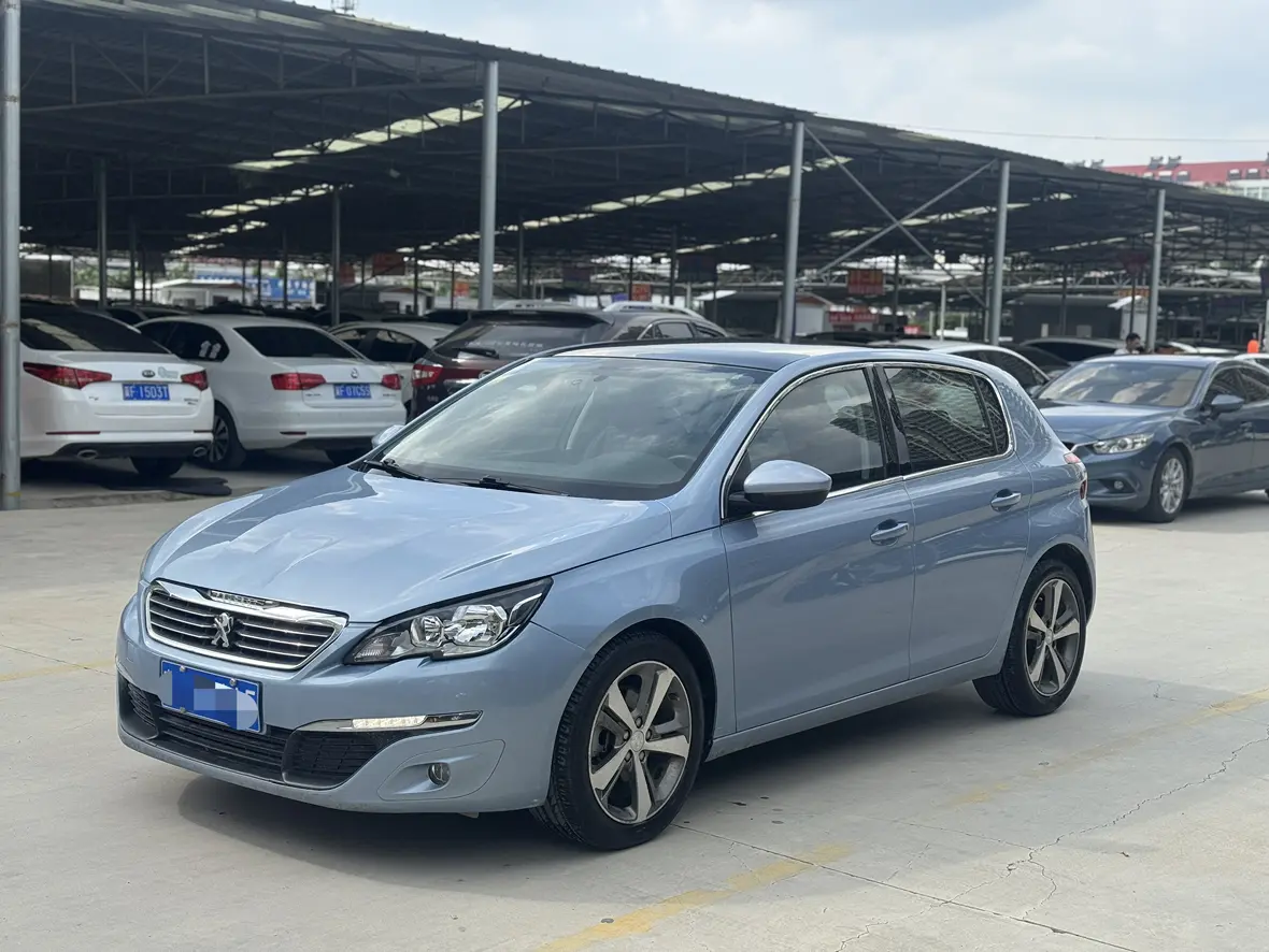 Peugeot 308S
