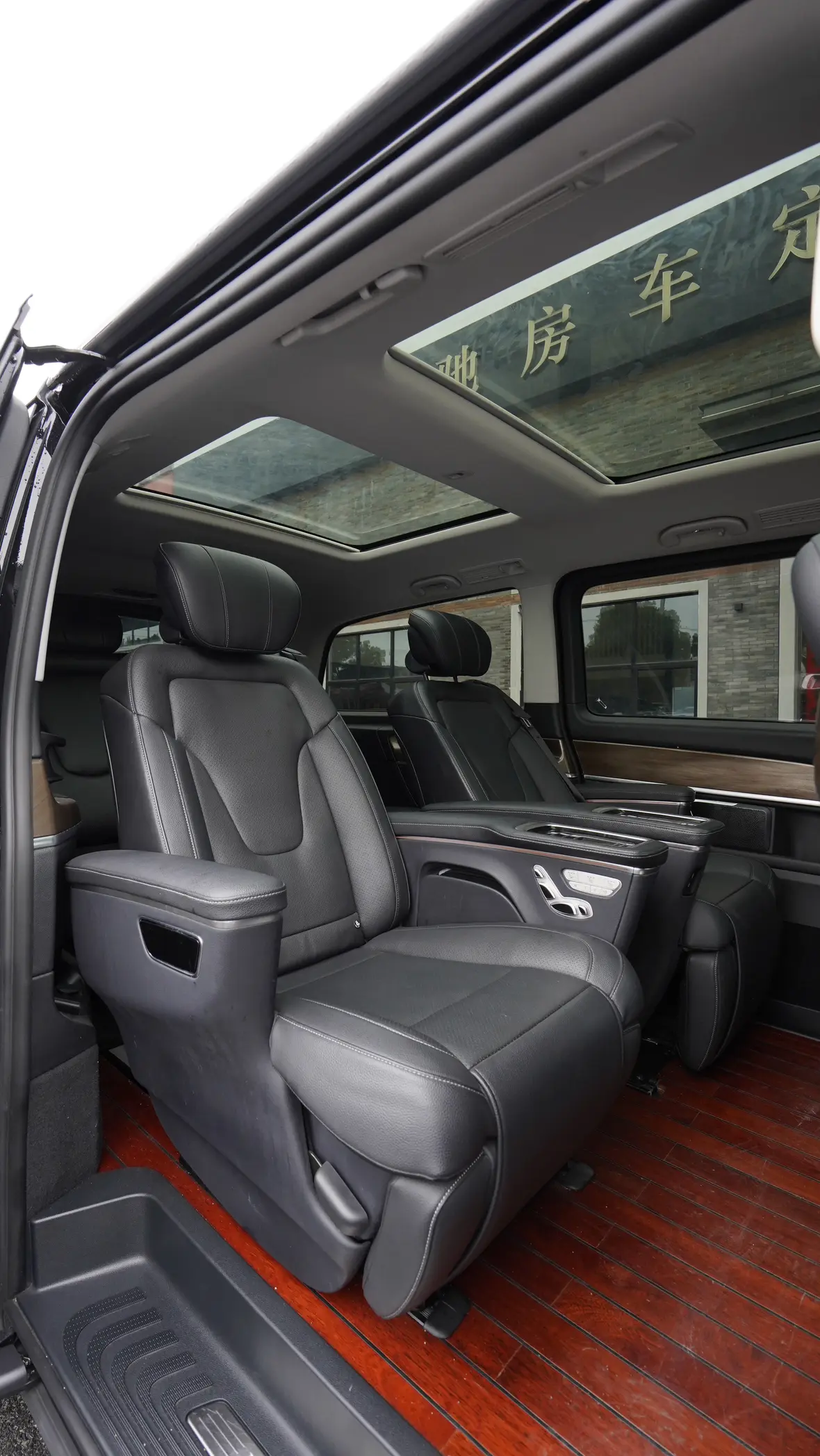 Mercedes-Benz Mercedes Benz V Class