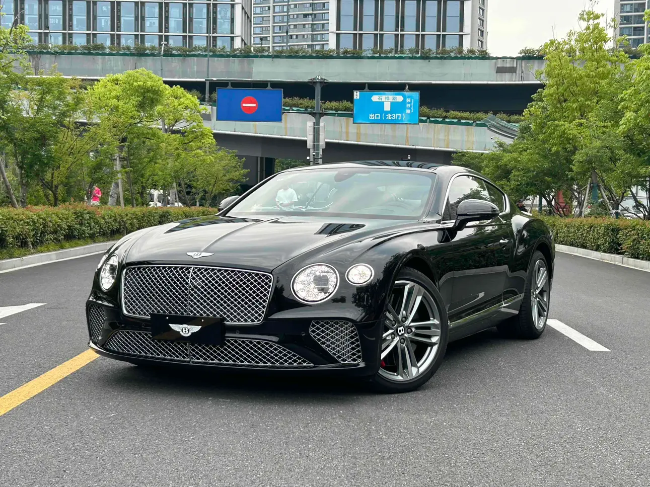 Bentley Continental  из Китая