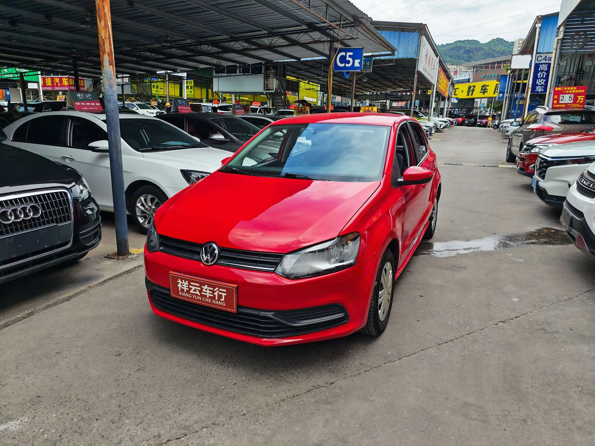 Volkswagen Polo  из Китая