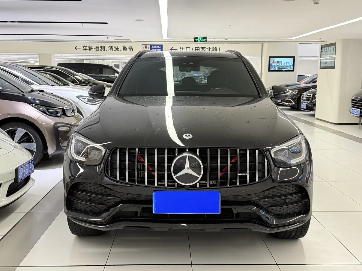 Mercedes-Benz GLC AMG