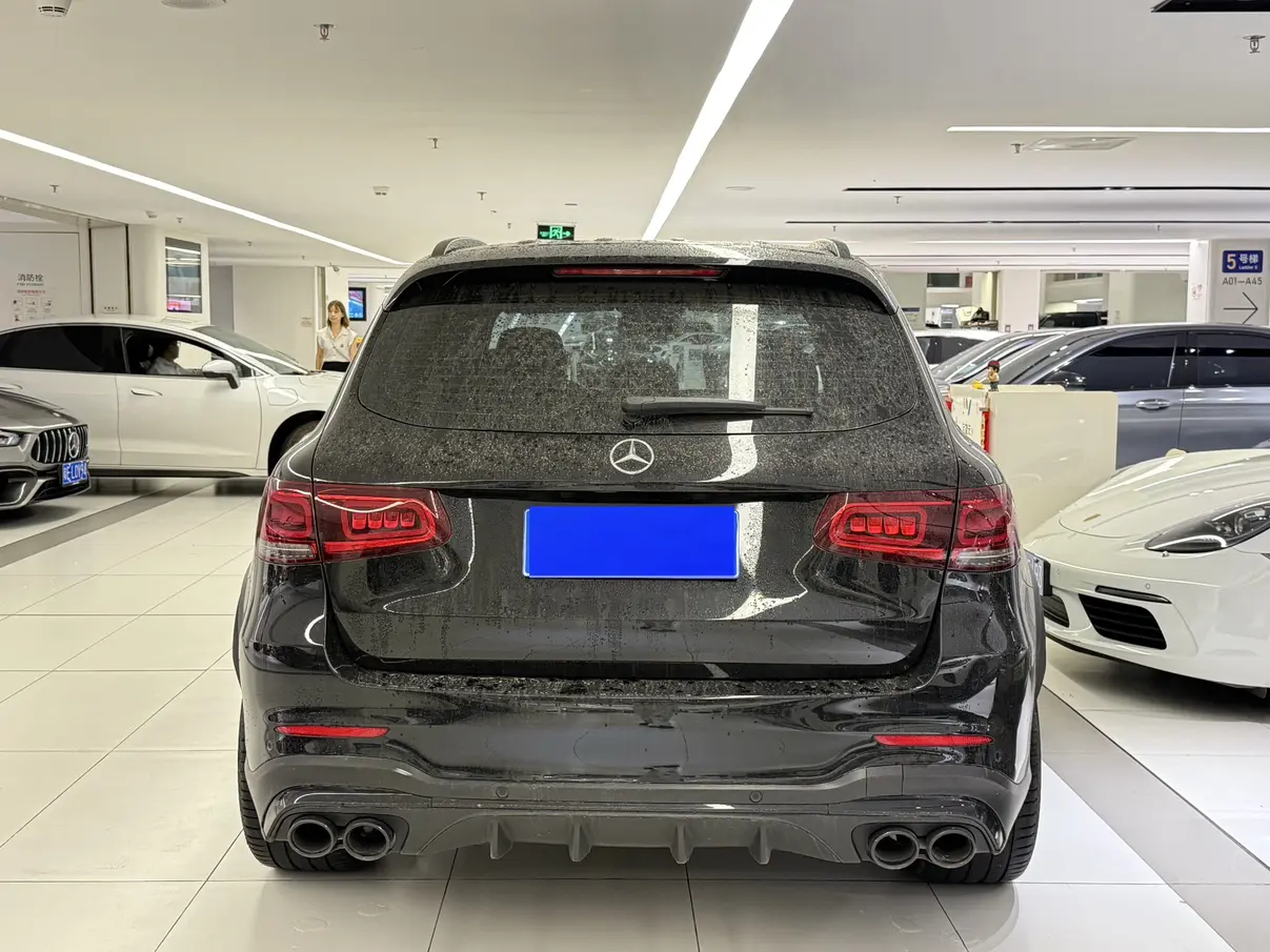 Mercedes-Benz GLC AMG