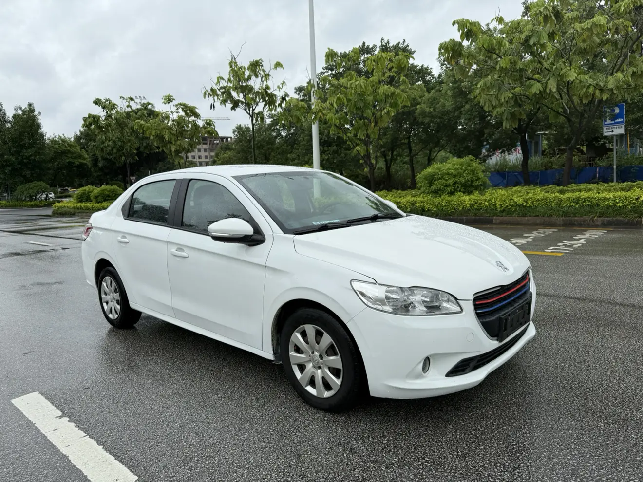 Peugeot 301