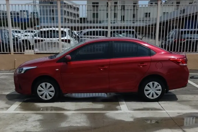 Toyota YARiS L Enjoy