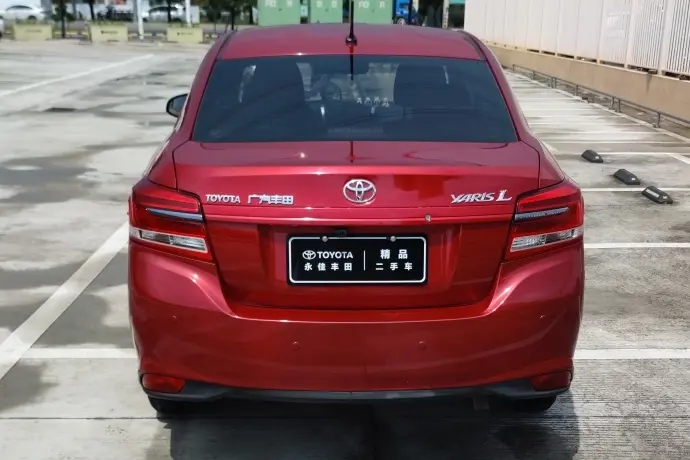 Toyota YARiS L Enjoy