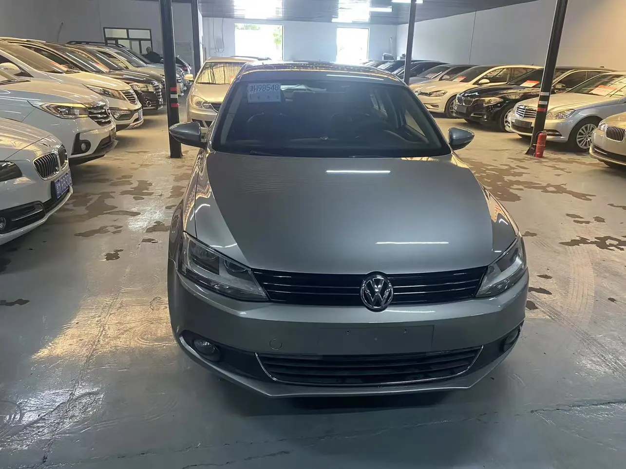 Volkswagen Sagitar  из Китая
