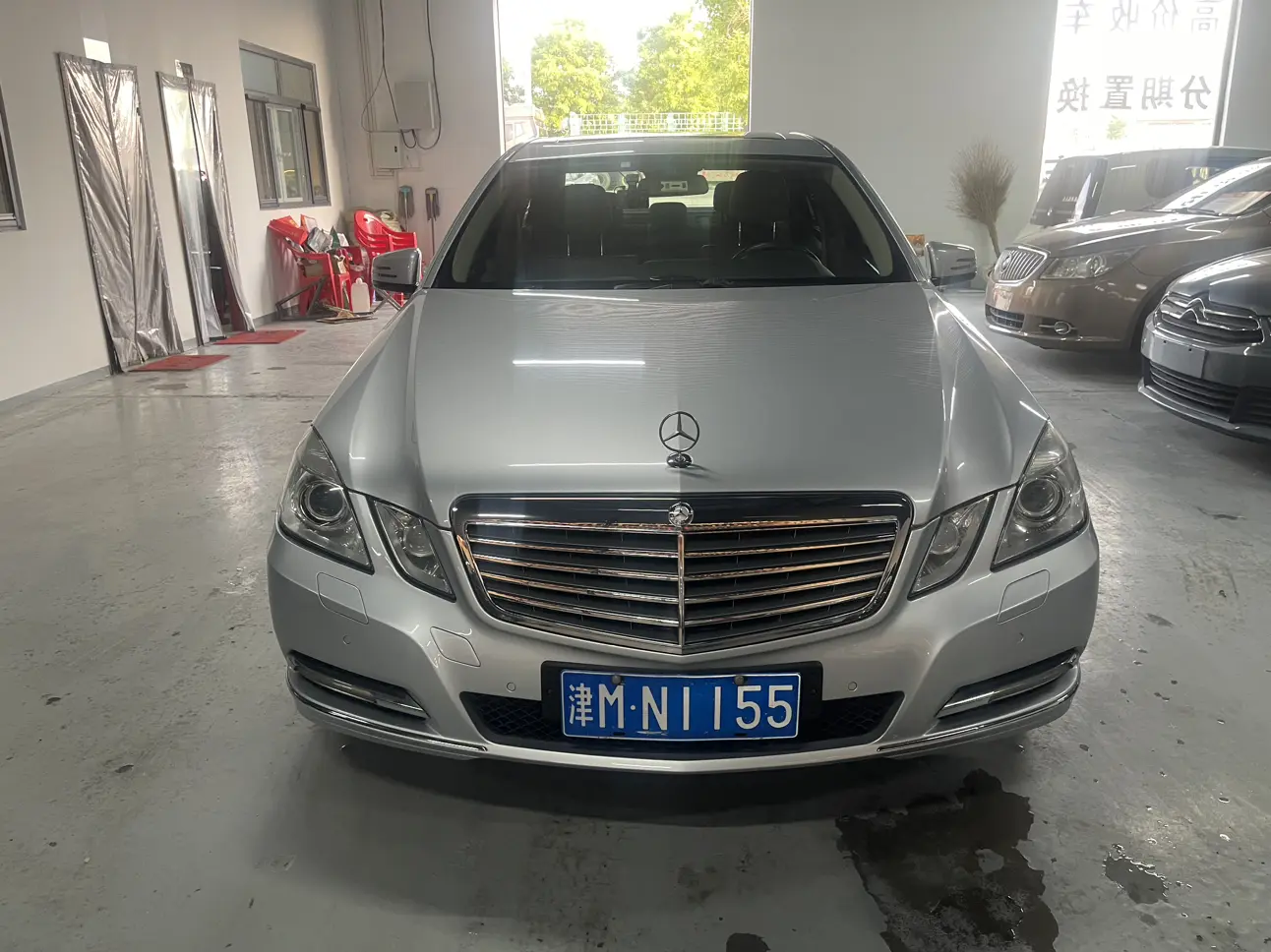 Mercedes-Benz E-Class  из Китая