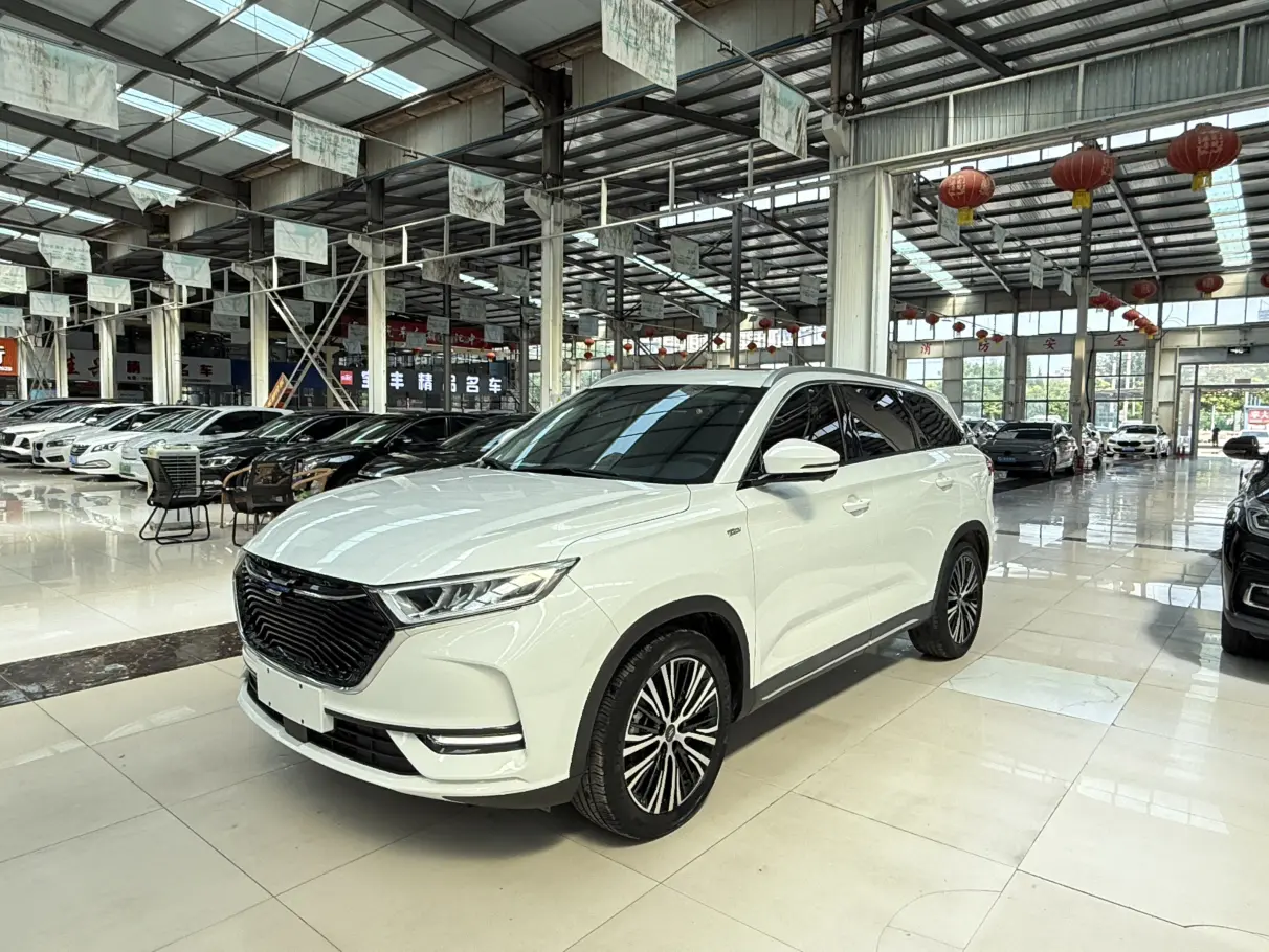 Oshan Changan Auchan X7