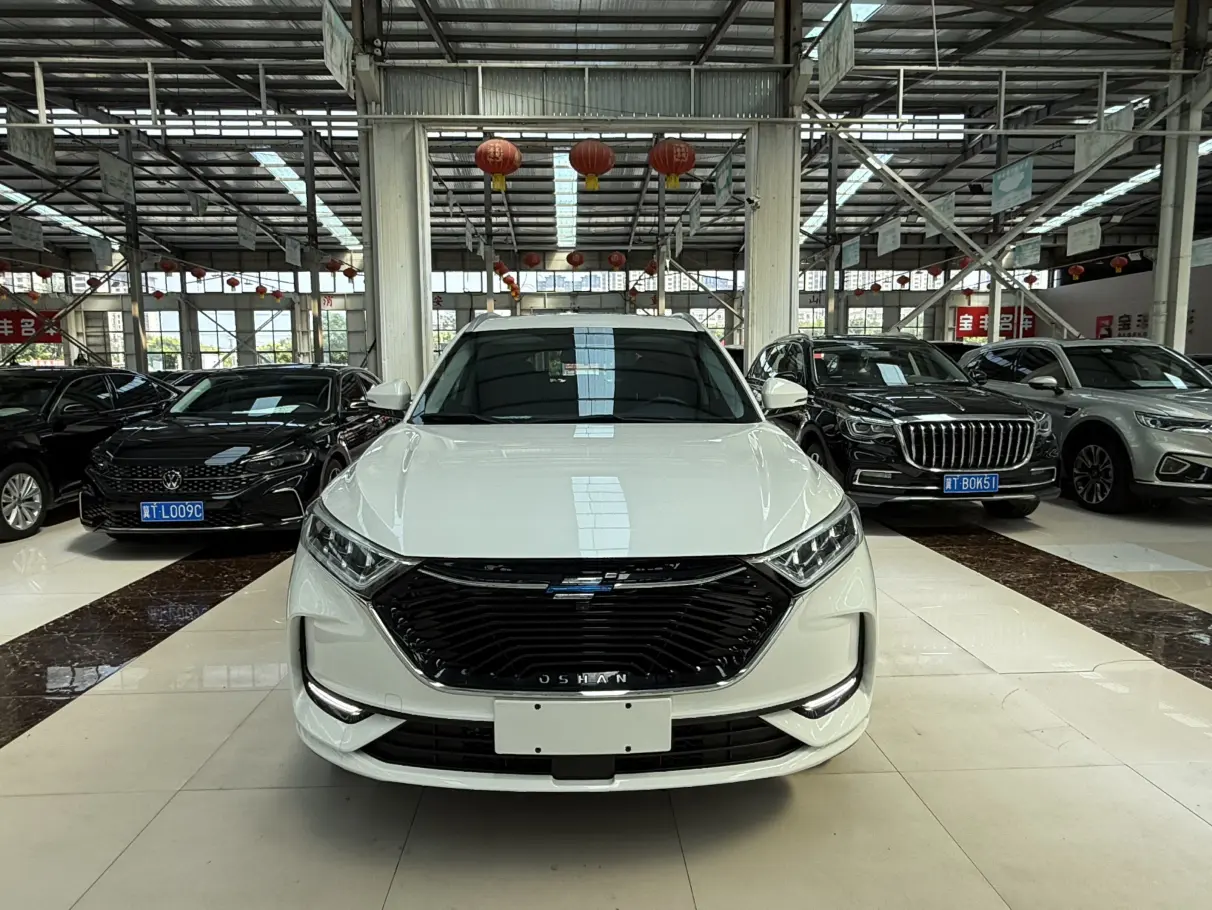 Oshan Changan Auchan X7