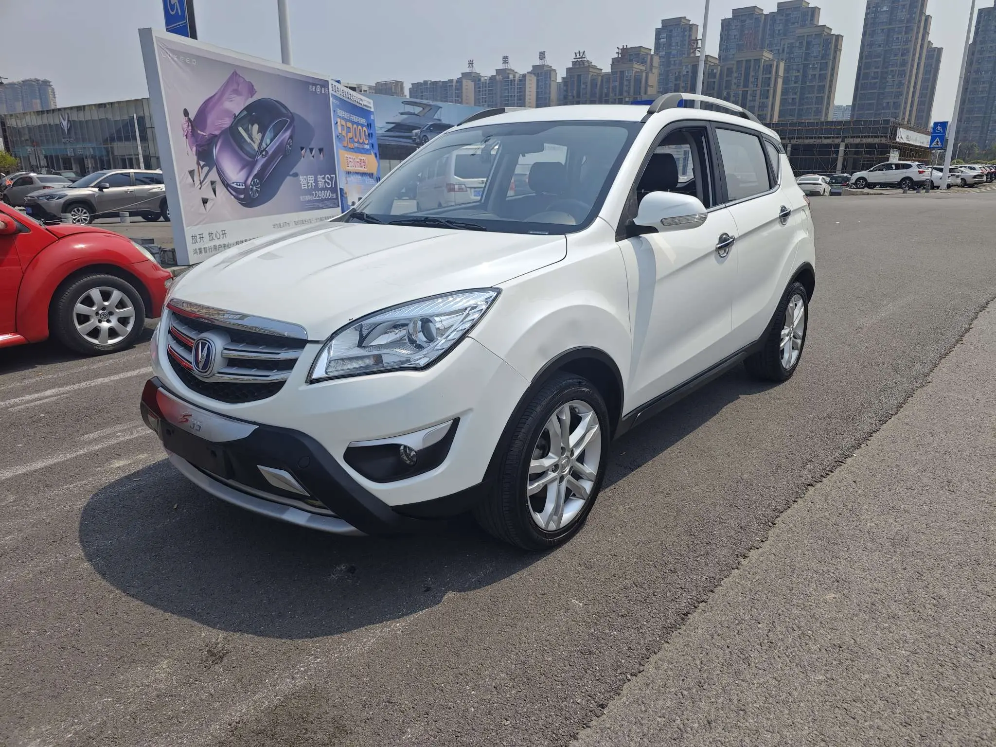 Changan CS35  из Китая