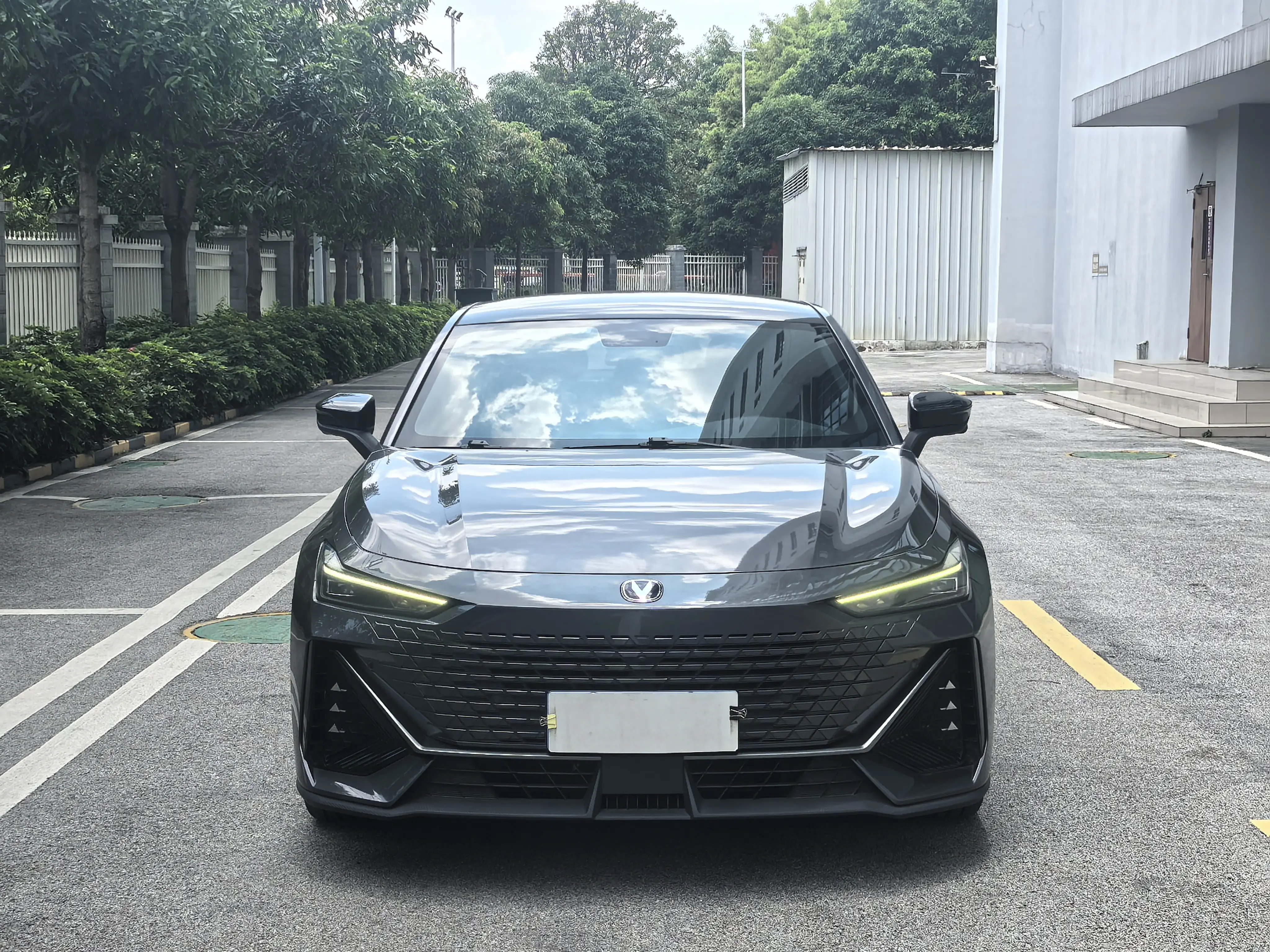 Changan UNI-V