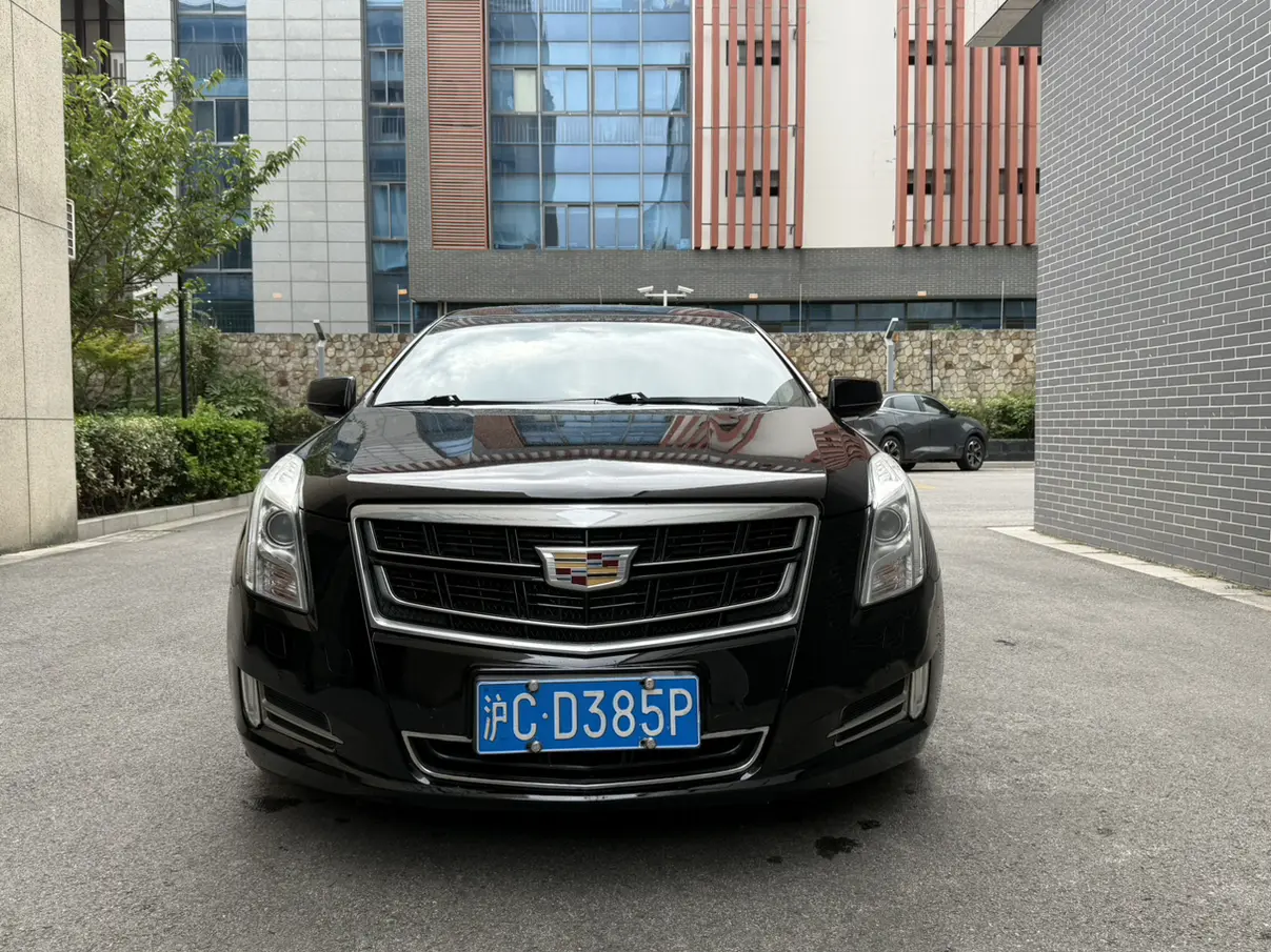 Cadillac XTS