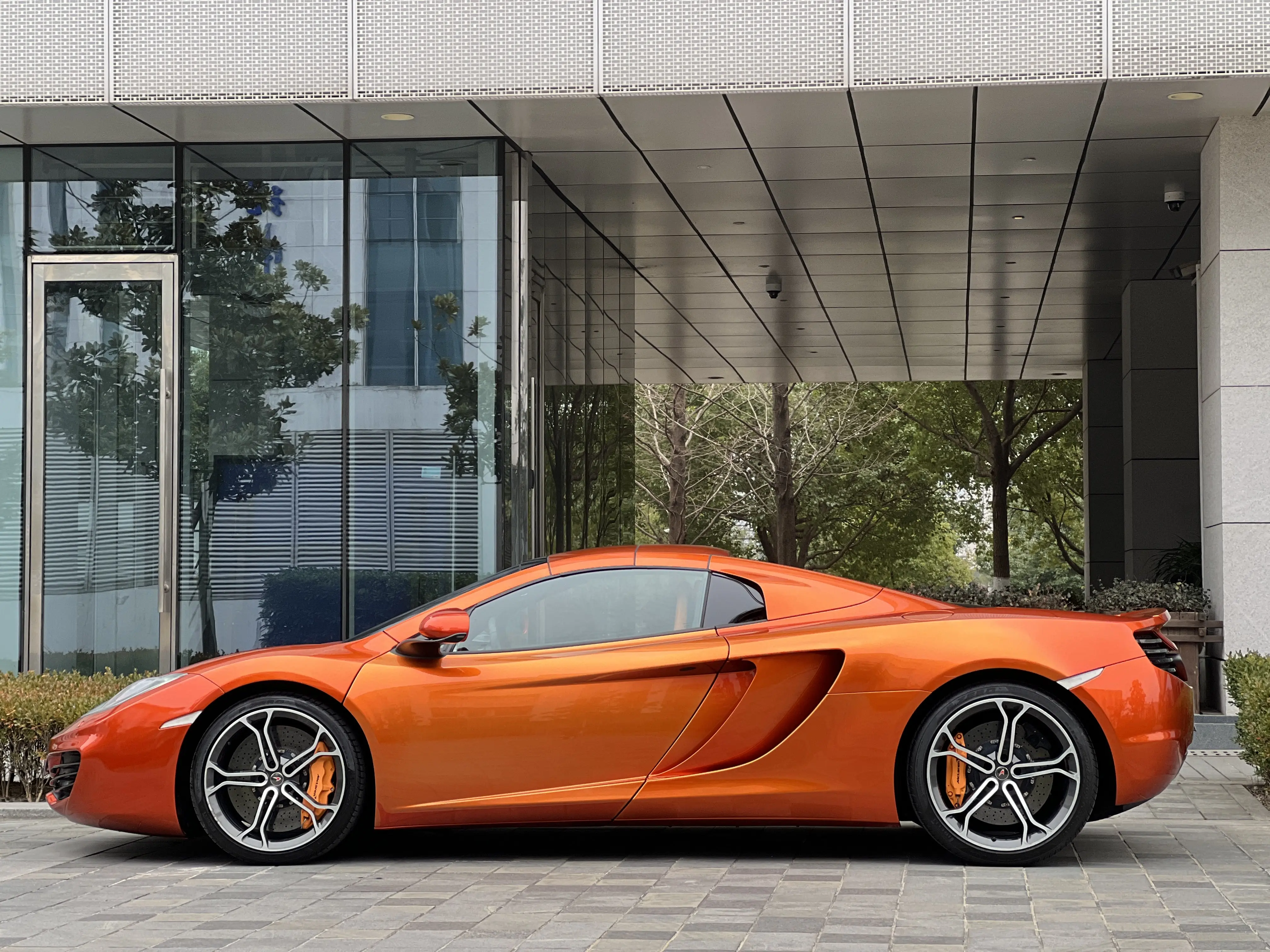 McLaren 12C