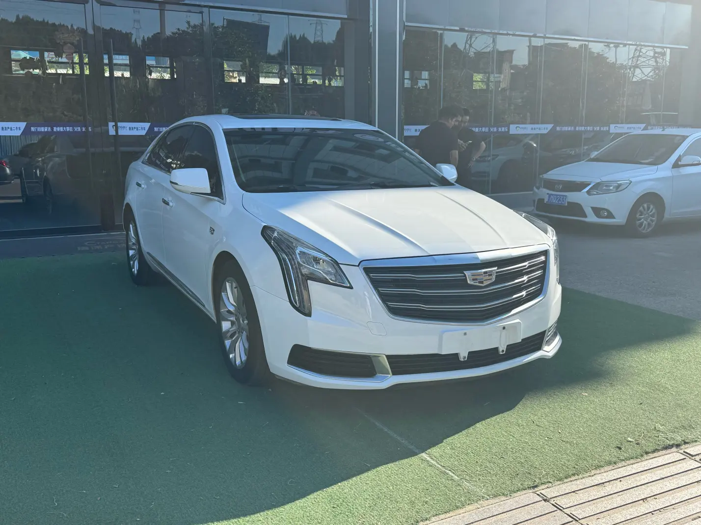 Cadillac XTS