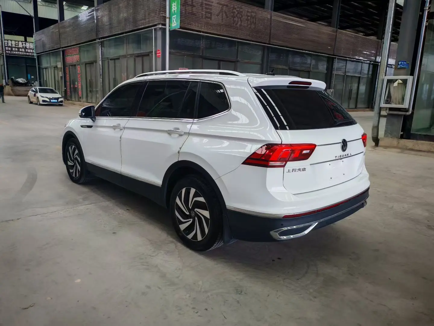 Volkswagen Tiguan L