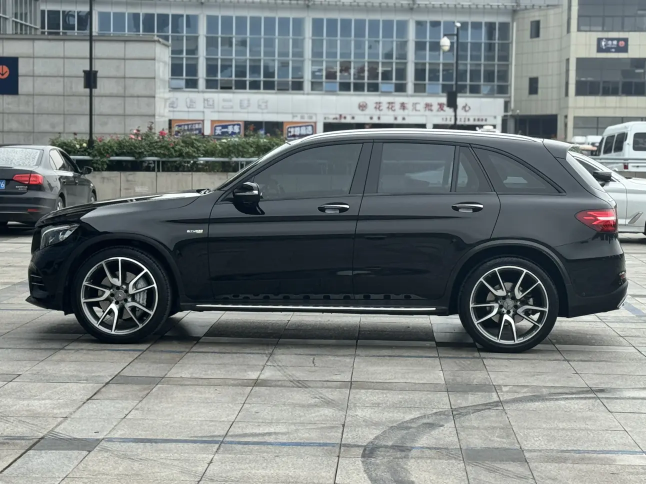 Mercedes-Benz GLC AMG