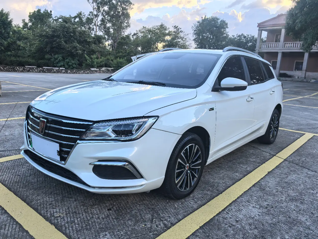 Roewe Ei5