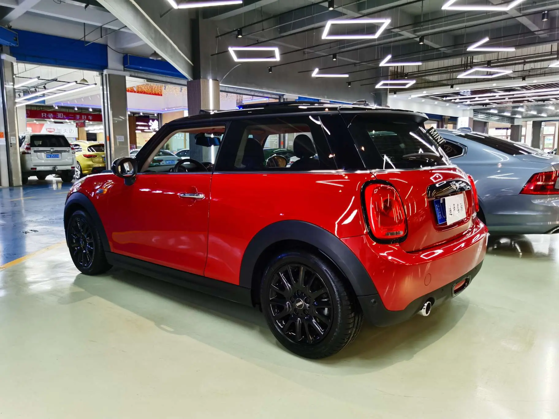 MINI MINI