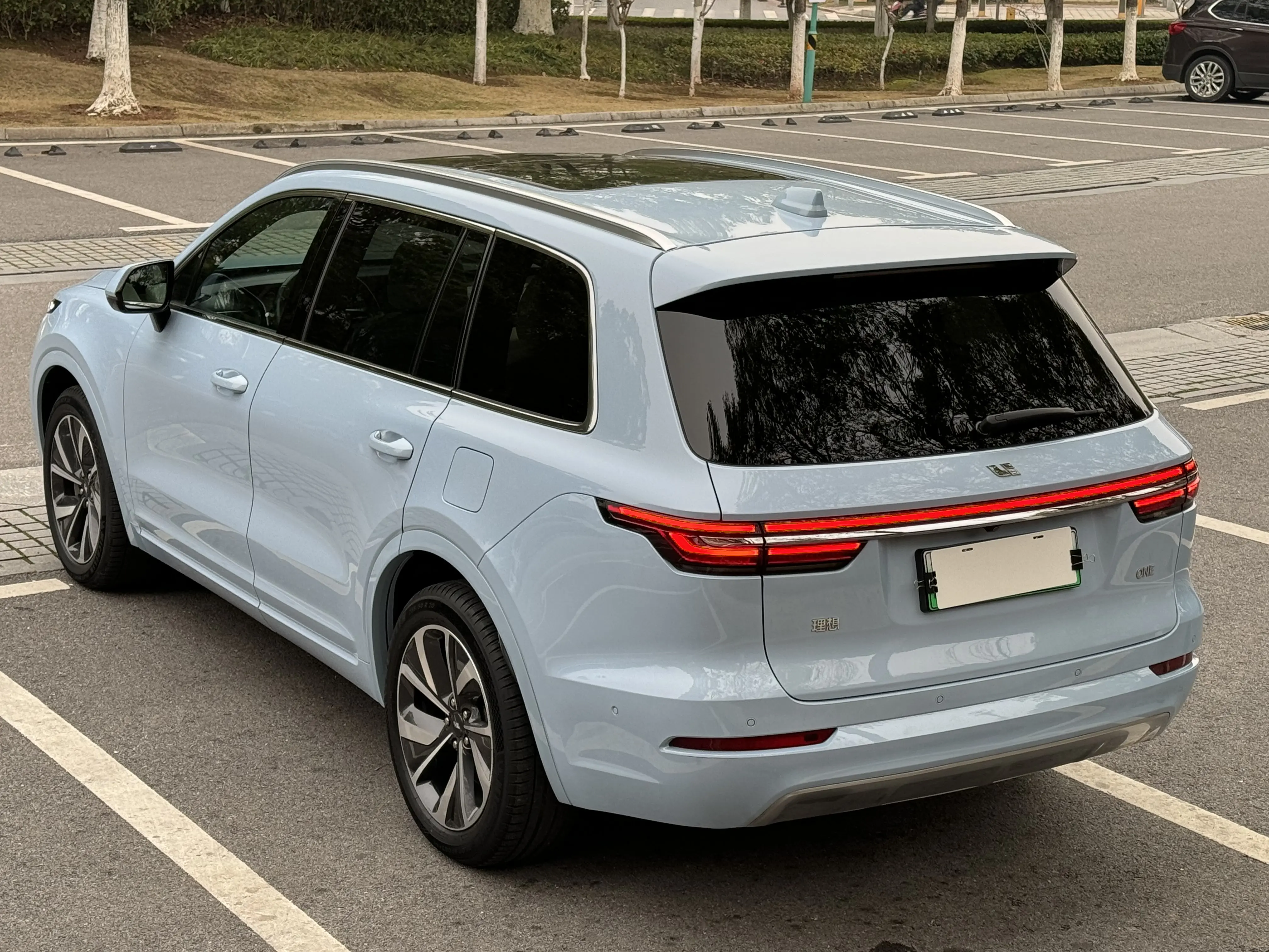 Lixiang ONE