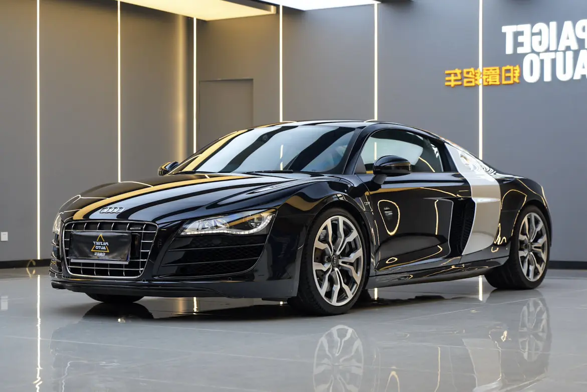 Audi R8  из Китая