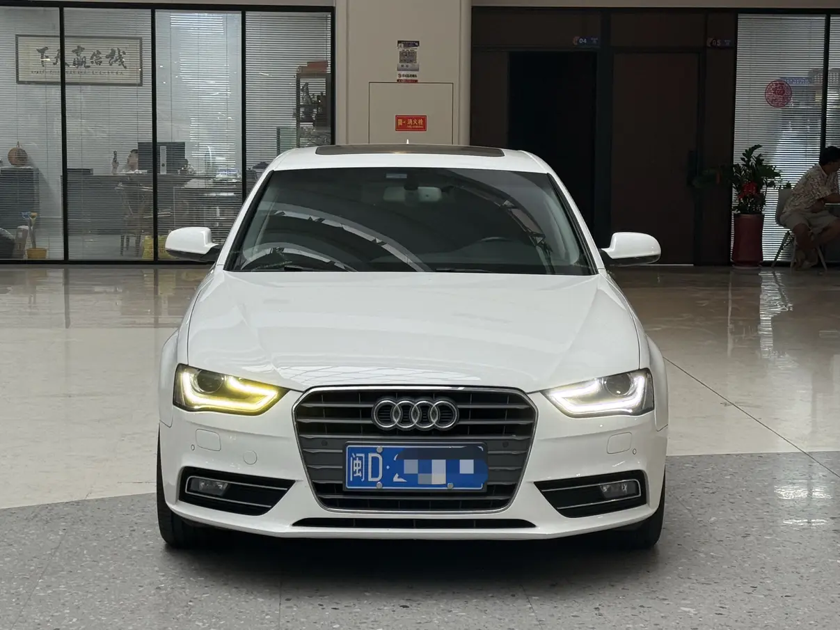 Audi A4L  из Китая