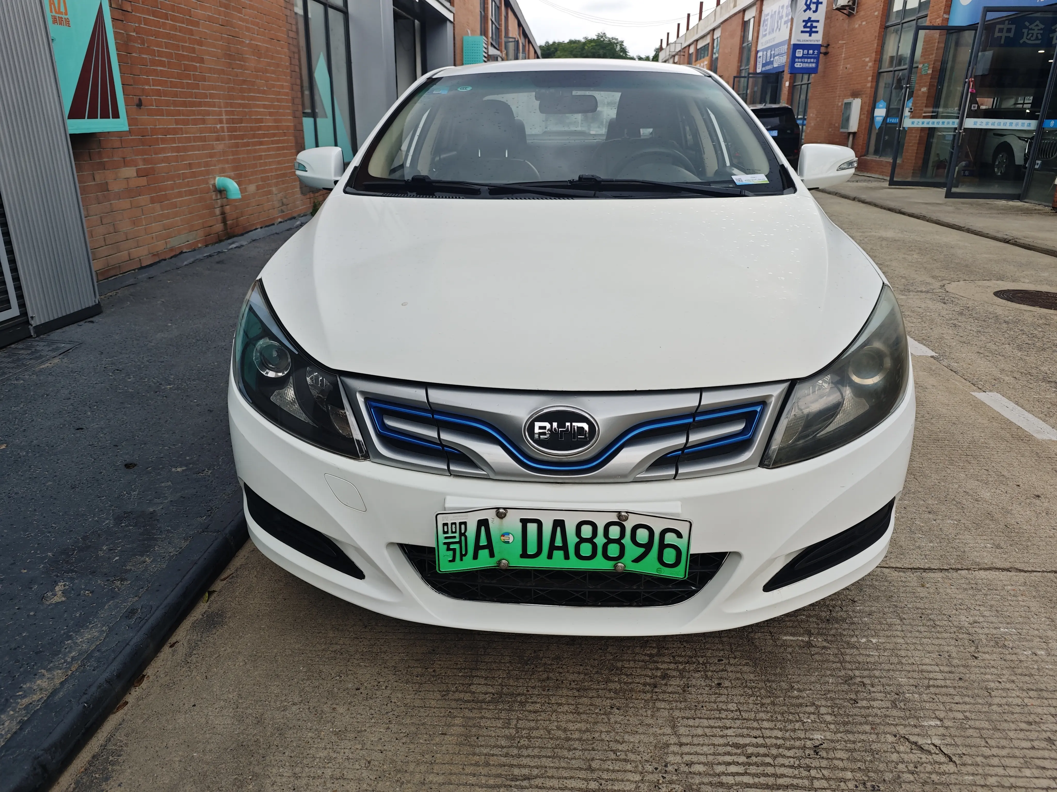 BYD e5