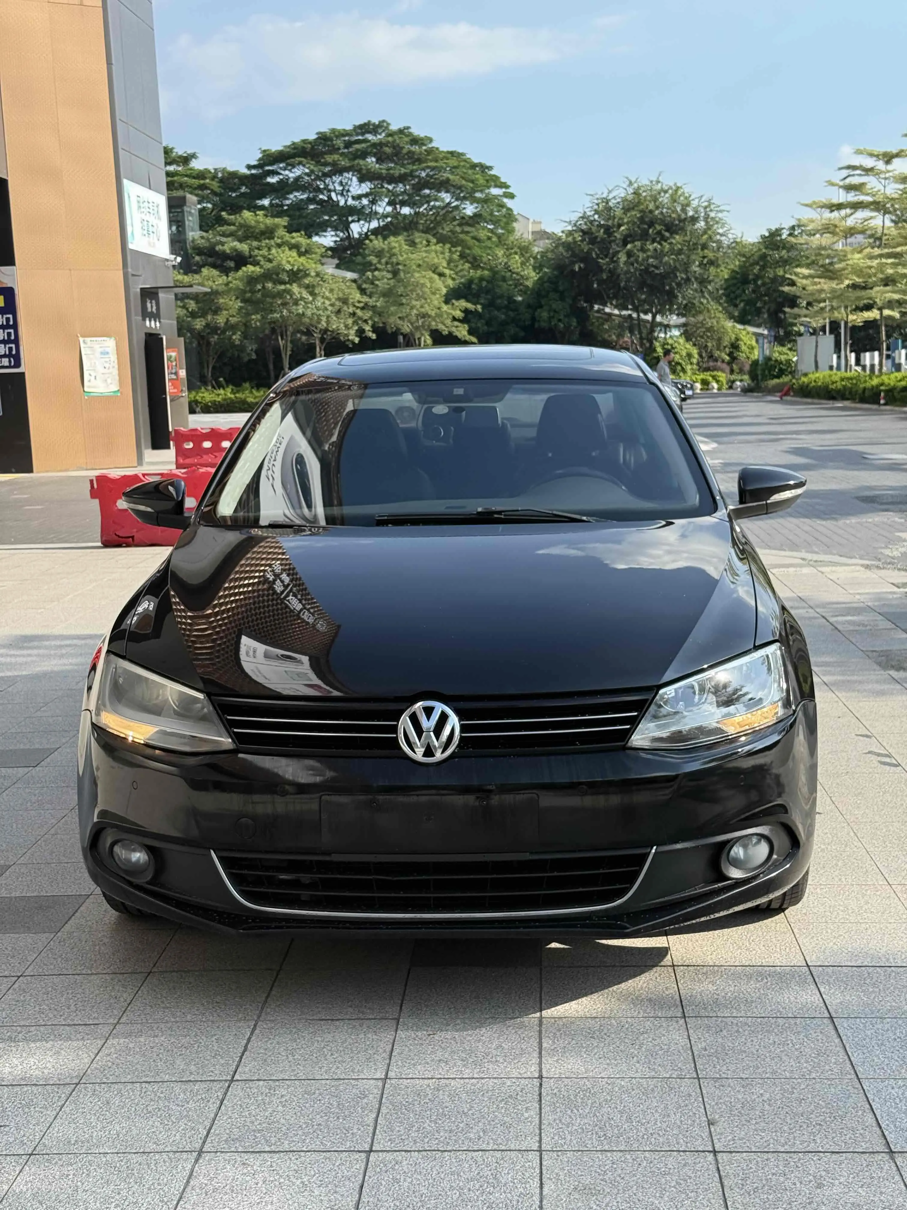 Volkswagen Sagitar  из Китая