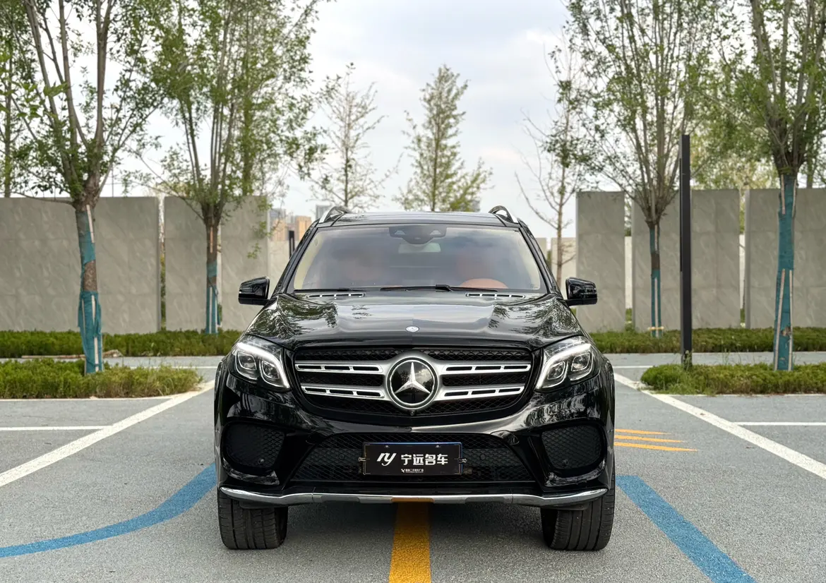 Mercedes-Benz Mercedes Benz GLS