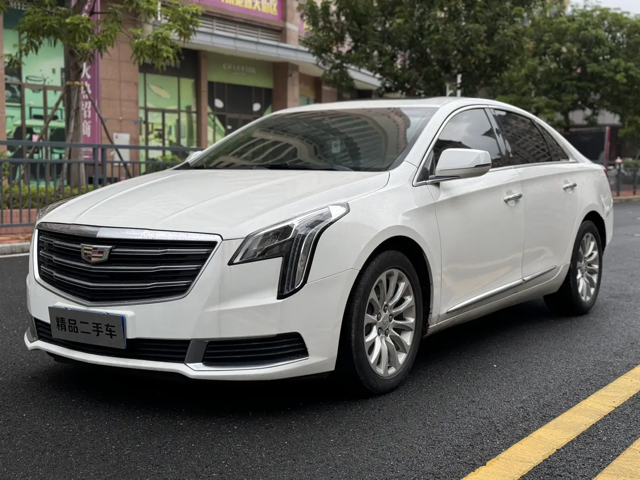 Cadillac XTS