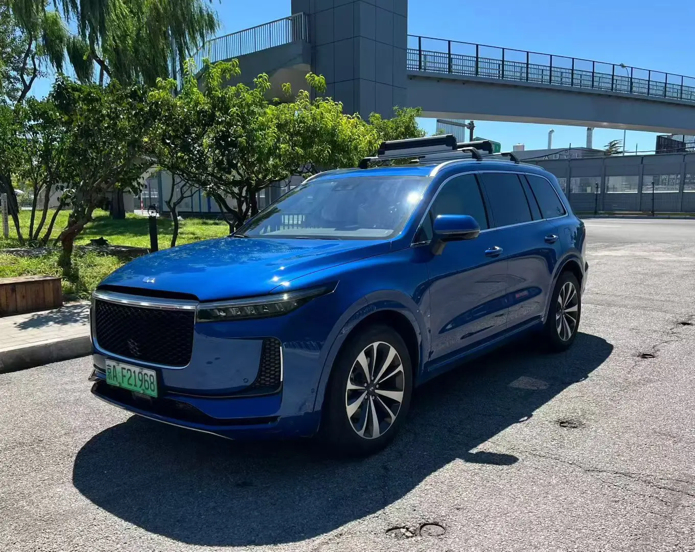 Li ONE (Ideal ONE)  из Китая